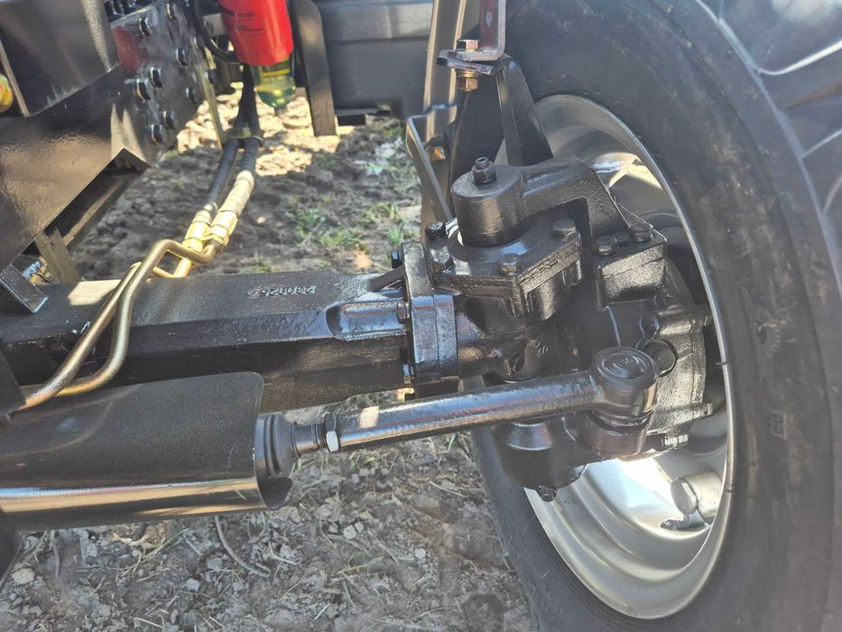 Трактор Скаут ТУ 404 на 2 гидроцидиндра