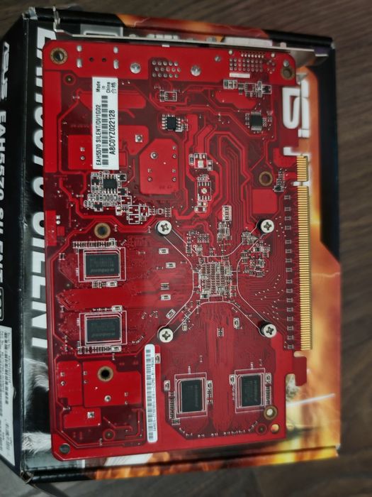 Відеокарта ASUS EAH5570 SILENT