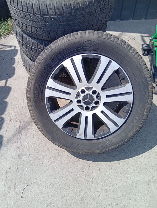 Продам диски с резиною б.у підходять на Мерседес GML и GMS диски в дуж