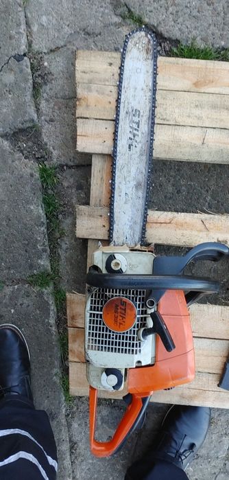 Piła spalinowa do drewna
