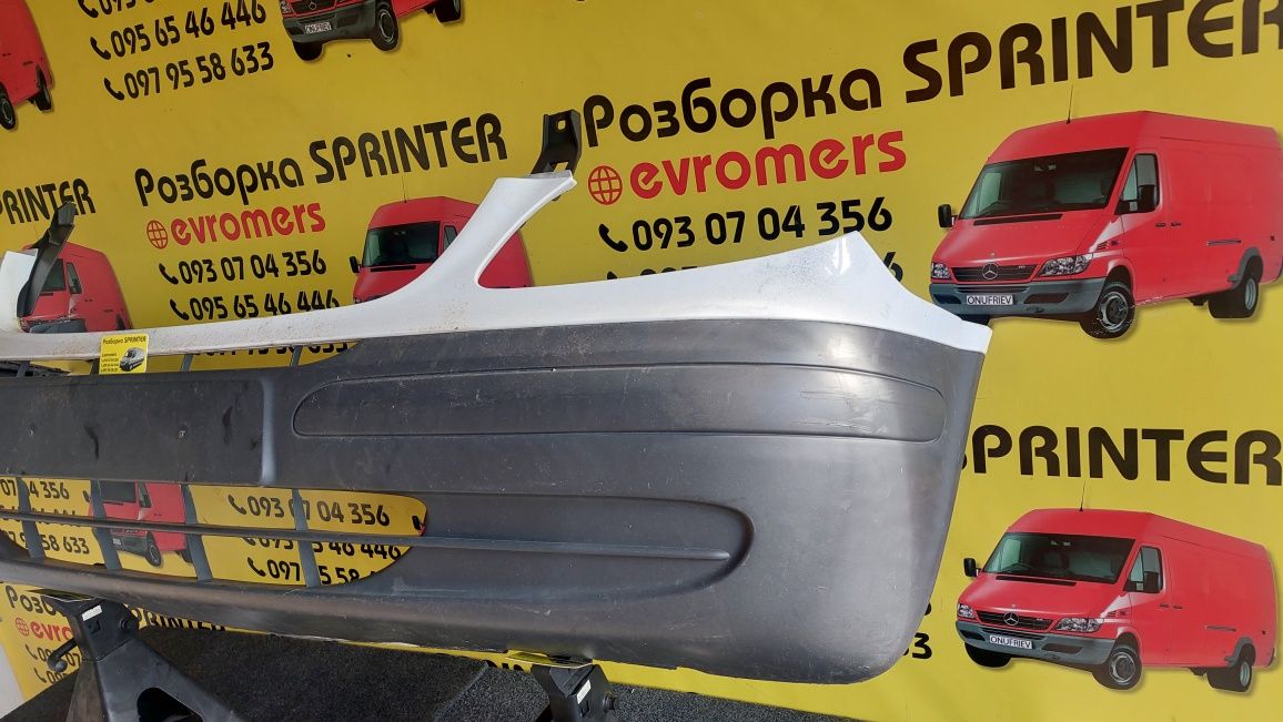 Пепедний бампер ресничка mercedes vito 639 2004 2010