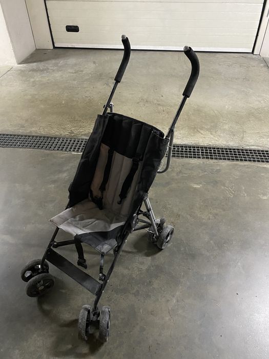 Carrinho de Passeio em bom estado