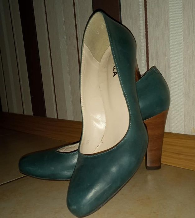 Туфлі шкіряні, темно-зелені, (kabala, польща) розмір 38