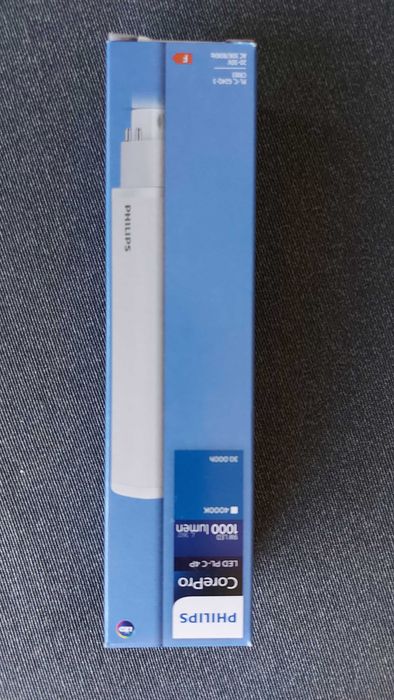 Żarówka Philips CorePro LED PL-C 4P 9W  ---6.5W