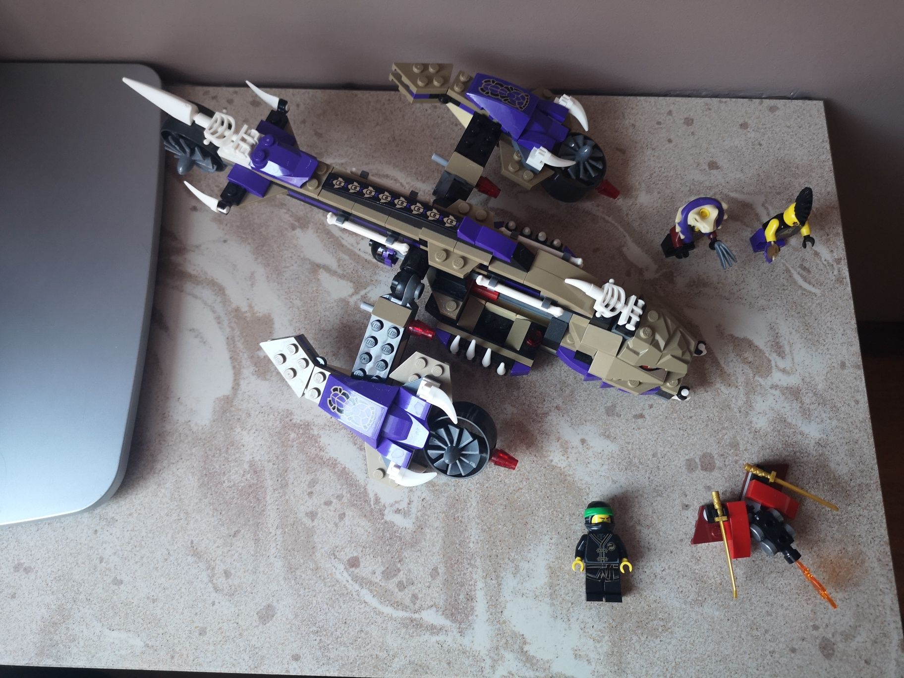 Lego Ninjago 70746 Atak Śmigłowca Condrai
