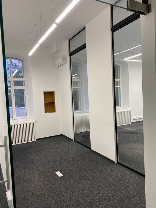 СПП 25% Світло завжди! Офіс 260 м2 вул. Володимирська 10 Майдан 10 хв.