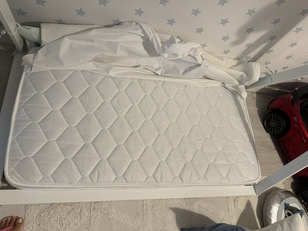 Cama + colchao Tipi Zippy 140x70