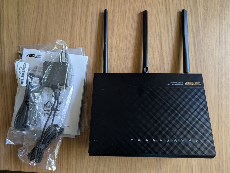 Router Asus RT-AC68U