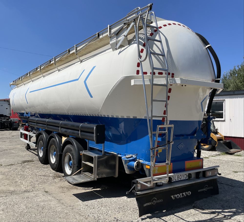 Цистерна SILO Feldbinder 334ST Silo 2013р.