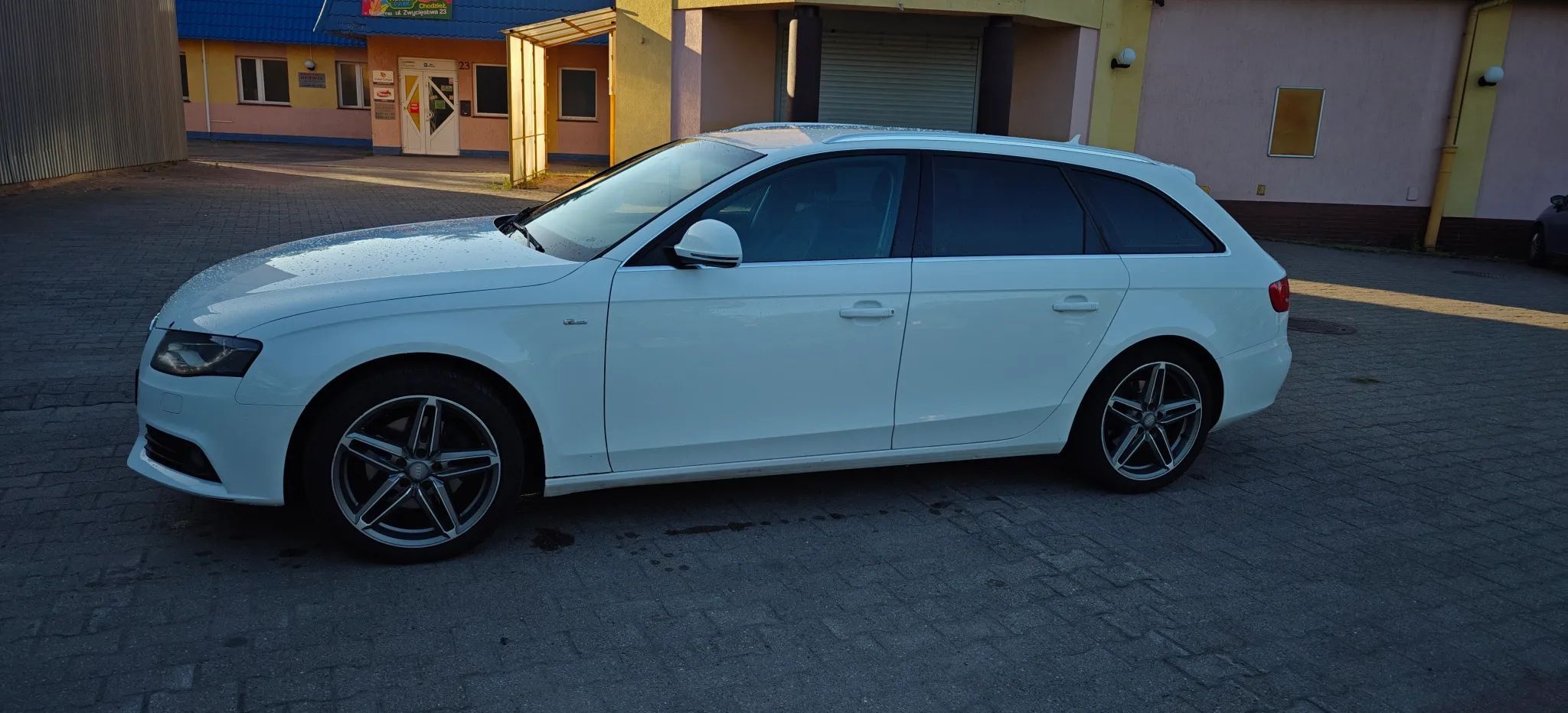 Audi A4 Sprzedam Audi a4 b8 2.0 tdi Caga, pierwszy właściciel w kraju