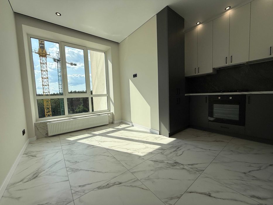 Світла 1-кімнатна квартира з новим ремонтом! Заходь і живи!