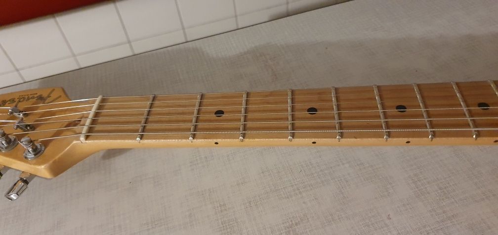Fender American Lone Star Stratocaster 1997 r. USA