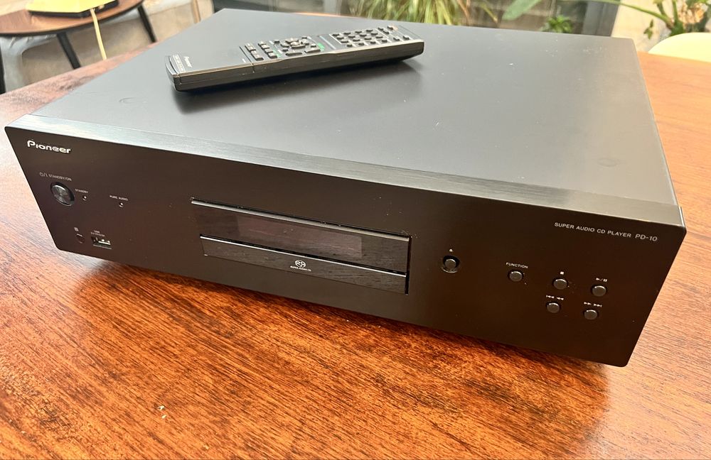Leitor Pioneer PD-10 SACD e DSD– estado impecável + comandos originais