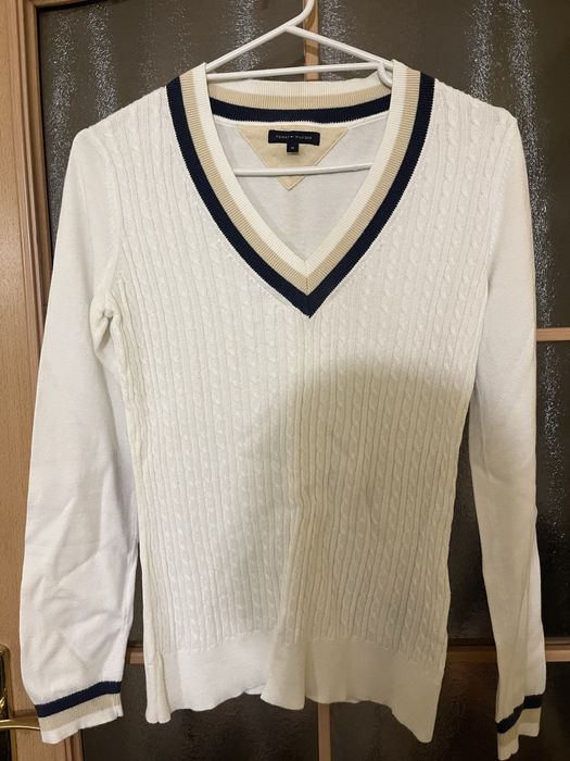 Damski sweter w serek, dekolt V Tommy Hilfiger M