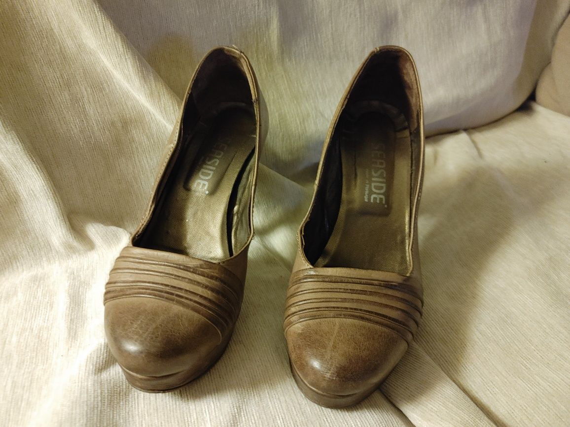 Sapatos de salto Seaside