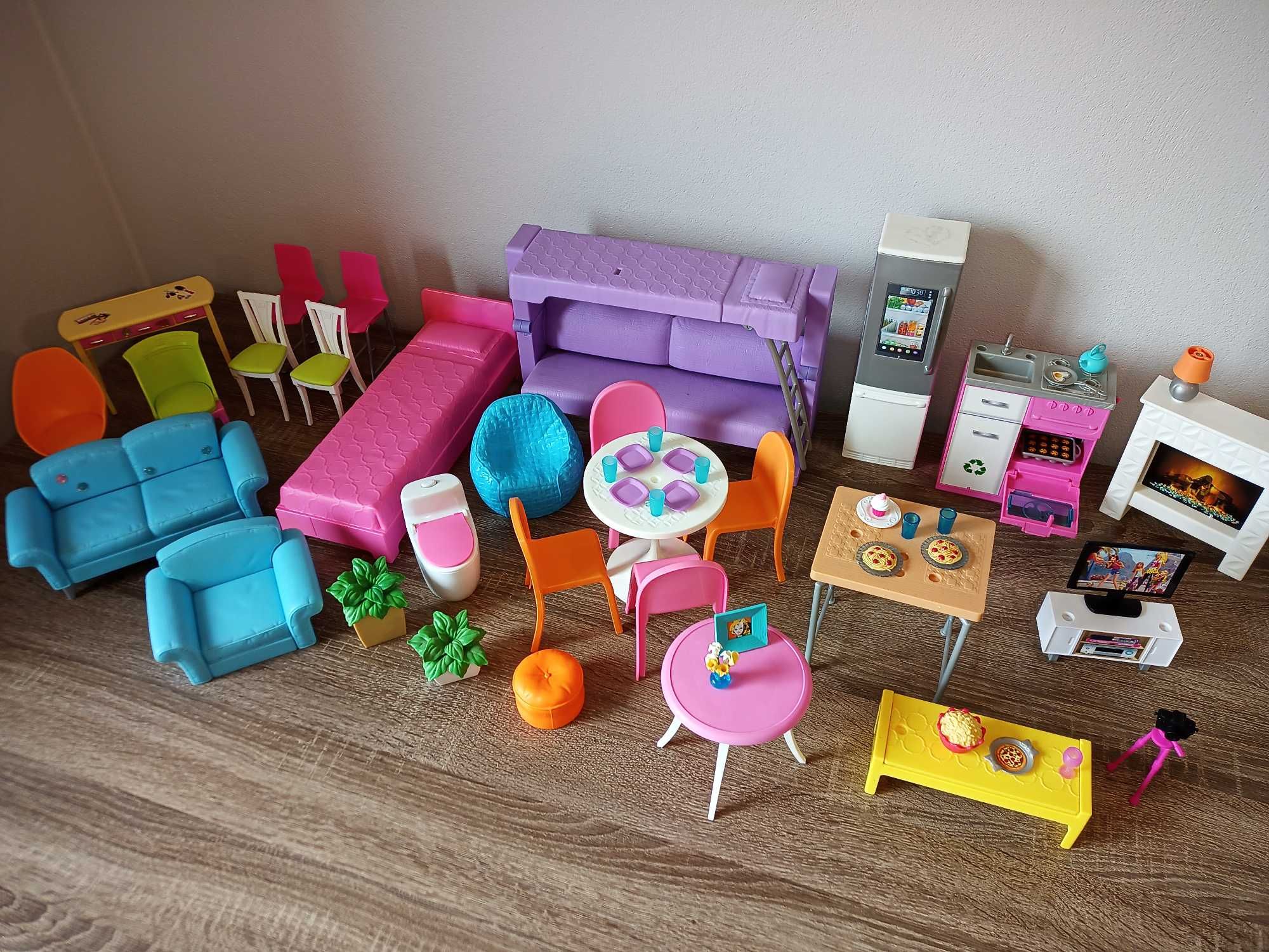 Dom lalki Barbie Dreamhouse, samolot, karetka, auto, cukiernia i in.