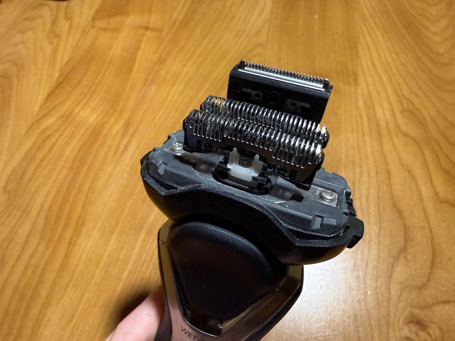 Електробритва Panasonic ES-RT77-S520