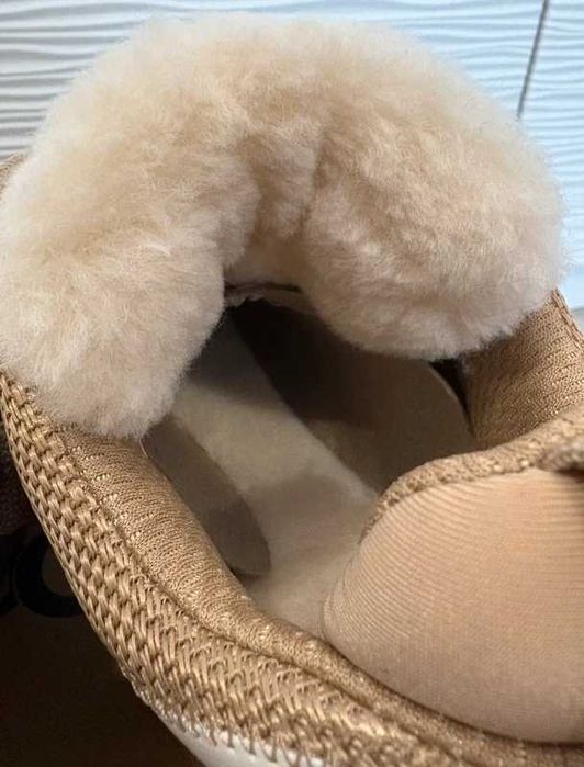 UGG_Lowmel_Sand_R.39