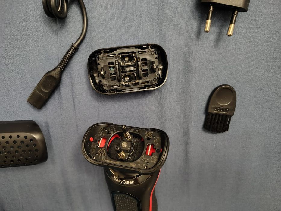 Golarka foliowa BRAUN 51-R1200s RED