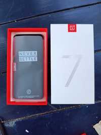 Продам OnePlus 7 8/256