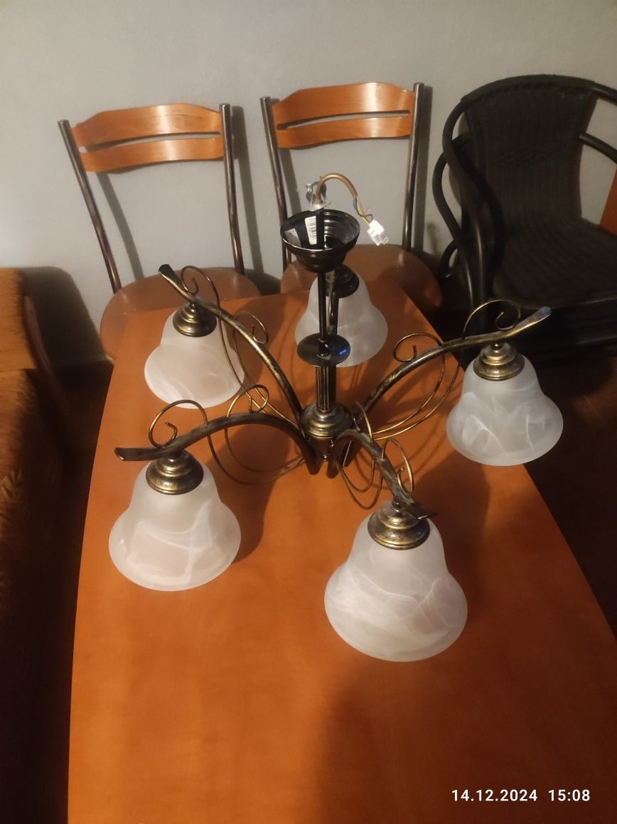 Żyrandol wiszący