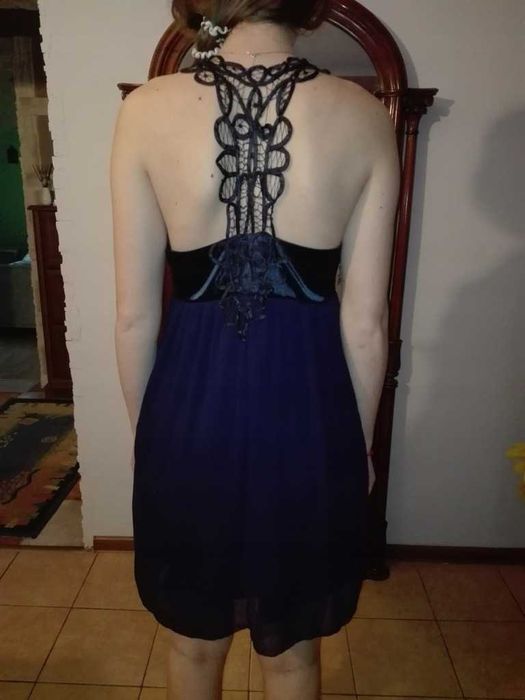 Elegancka zmysłowa zwiewna Sukienka z koronką M/L