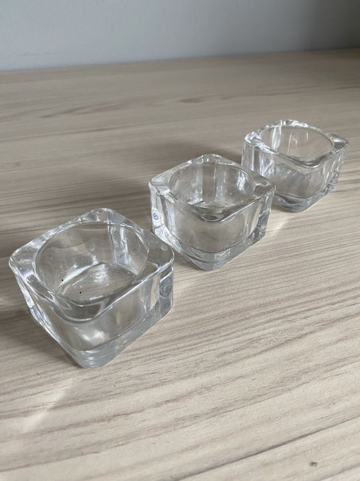 GLASIG Świecznik na tealighty, szkło bezbarwne, 5x5 cm Ikea 3 sztuki
