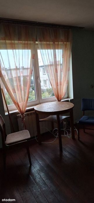 Dwupak domów na Jarach do remontu i wykończenia.