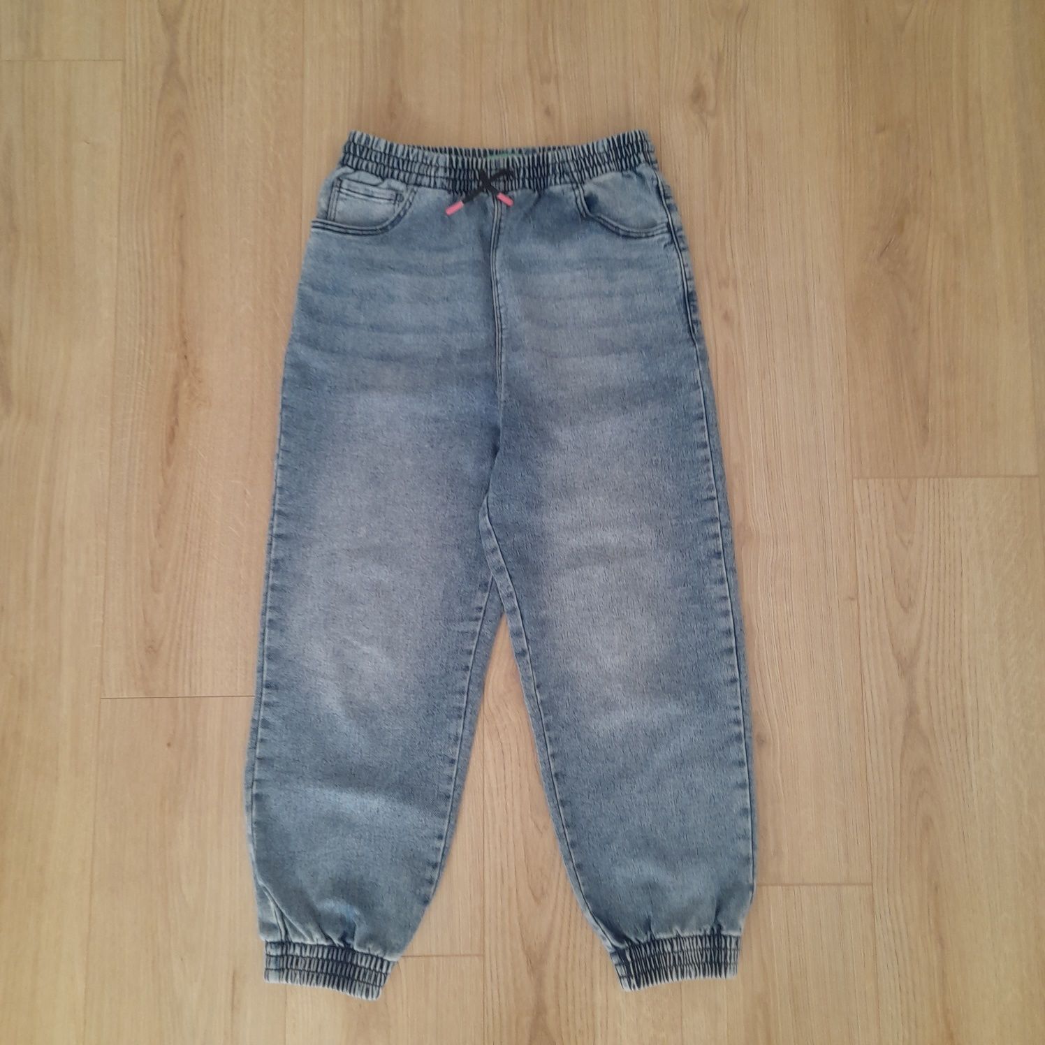 Joggers Benetton dla dziwczyny, rozm 2XL, 160 cm, 11-12 years