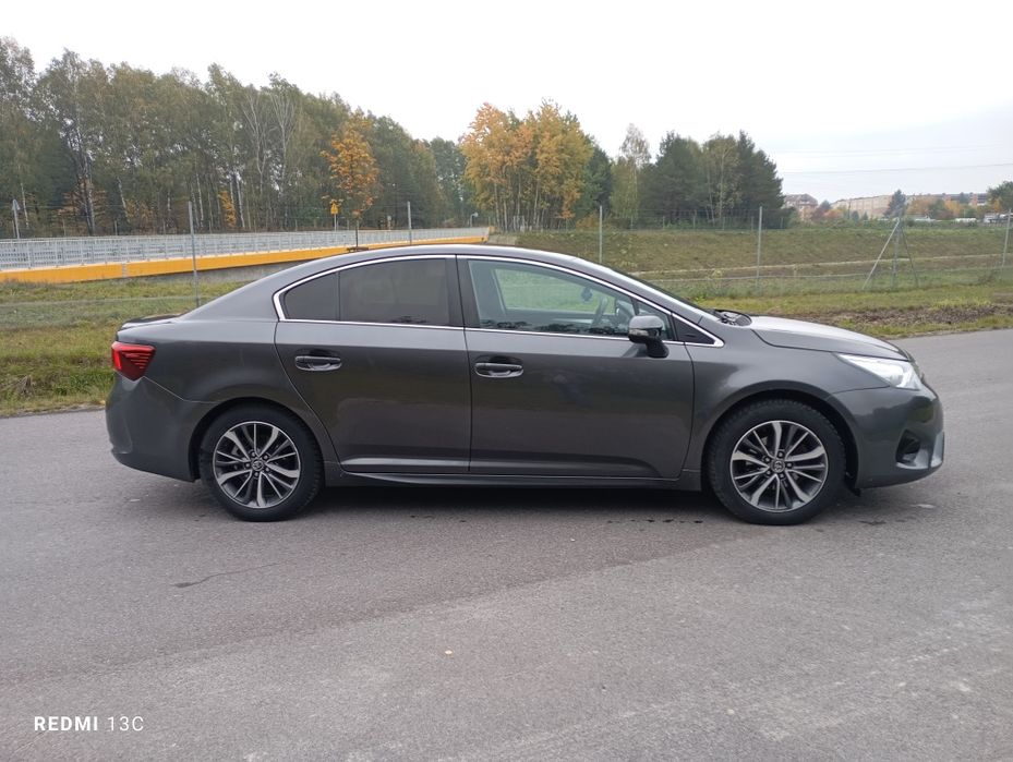 Toyota Avensis 1.8 z gazem zadbana