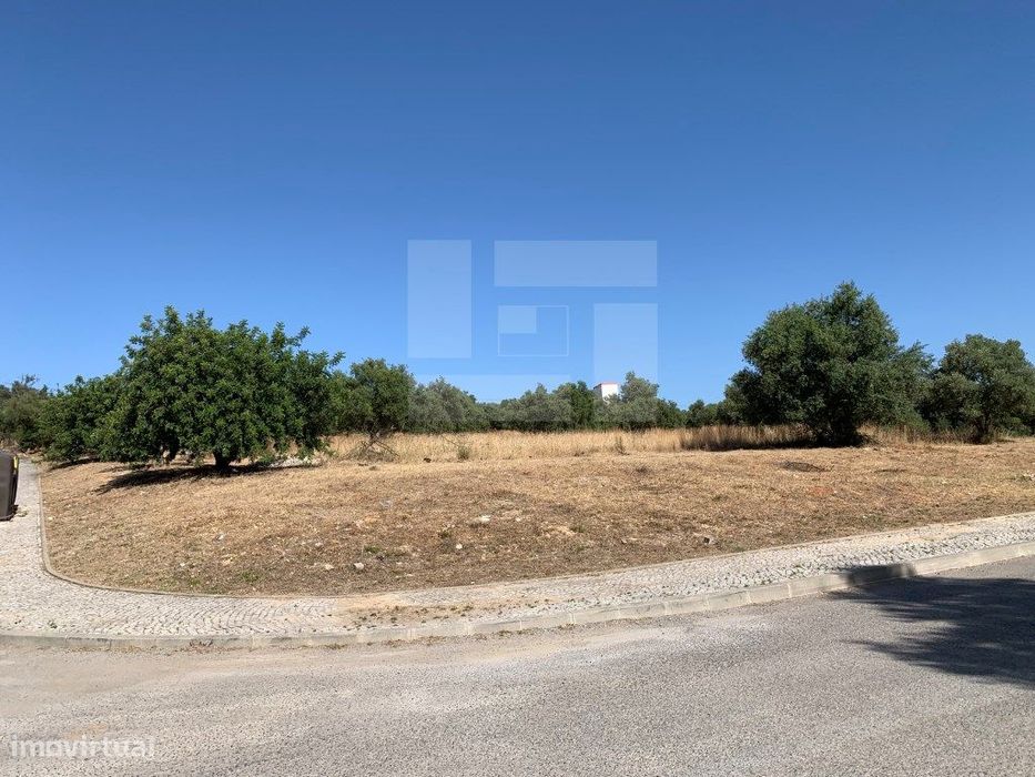 Lote Terreno - Loulé - Faro
