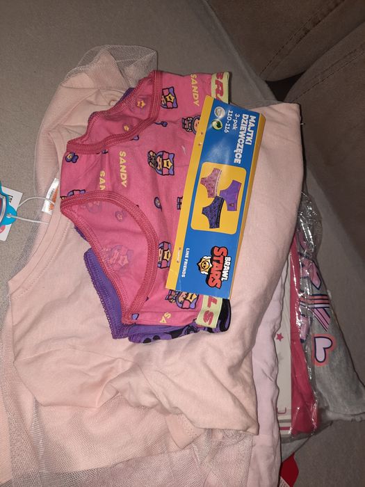 Zestaw ubrań dla dziewczynki 110 4-5 lat