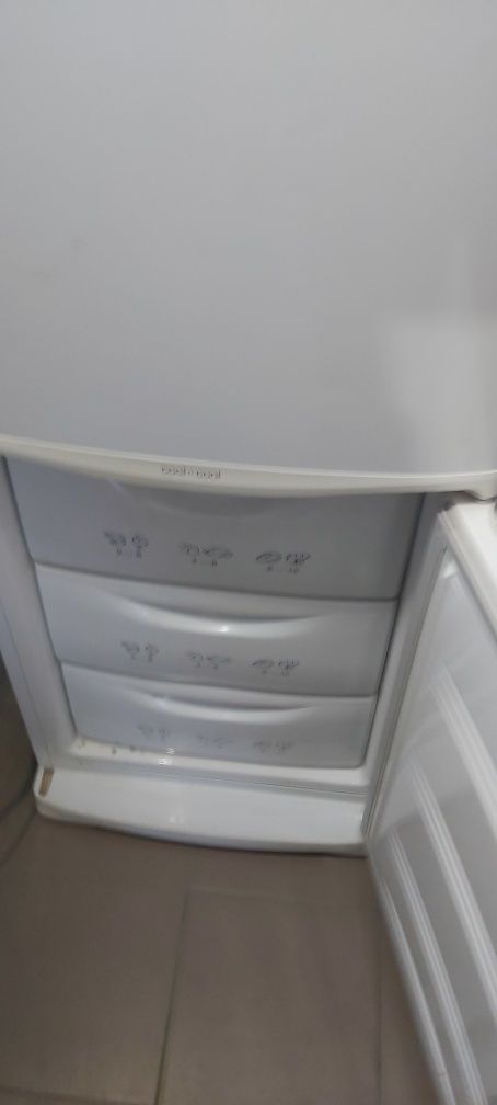 Двокамерний холодильник Samsung SR L3616B no frost 221+104 л 300W