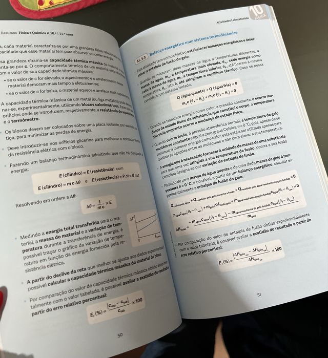 Livro de resumos para exame Física e Química 10/11° ano