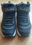Продам дитячі осінні ботинки Sketchers, розмір 31