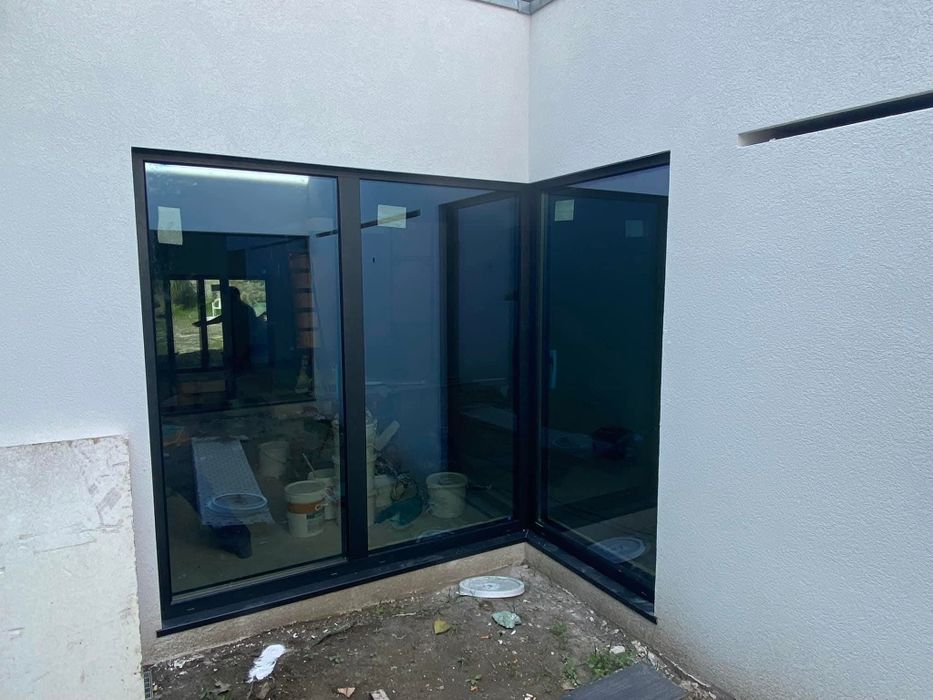 Portas e janelas em alumínio e pvc