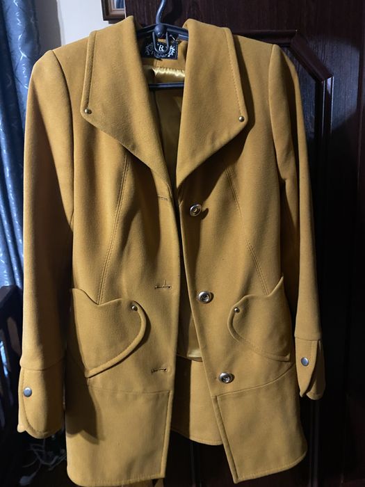 Пальто весняне жіноче, для дівчини- підлітка