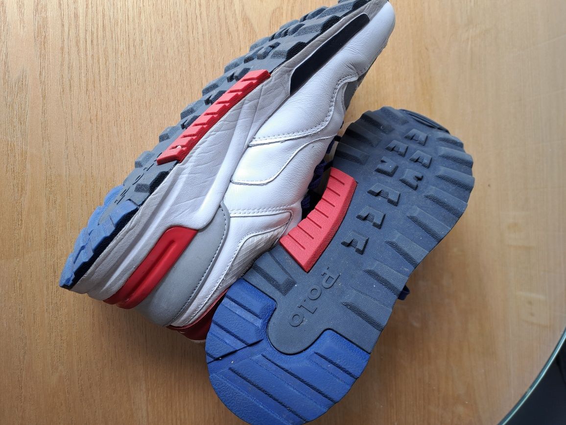 Tenis da marca  ralph lauren
