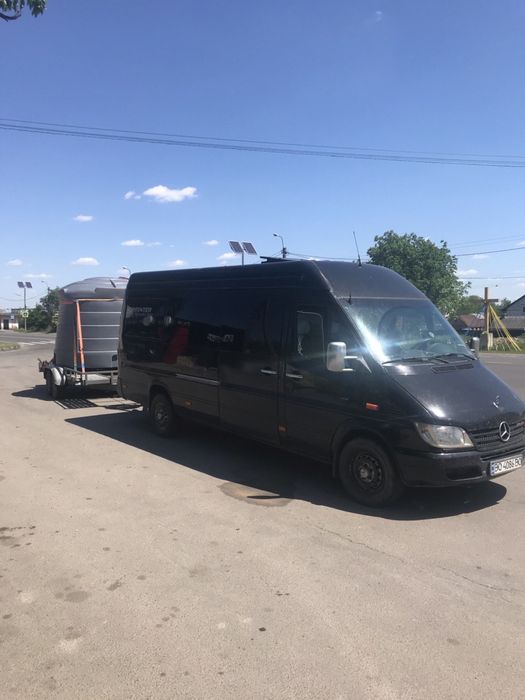 Вантажні перевезення по області та Украіні вантажів різного типу