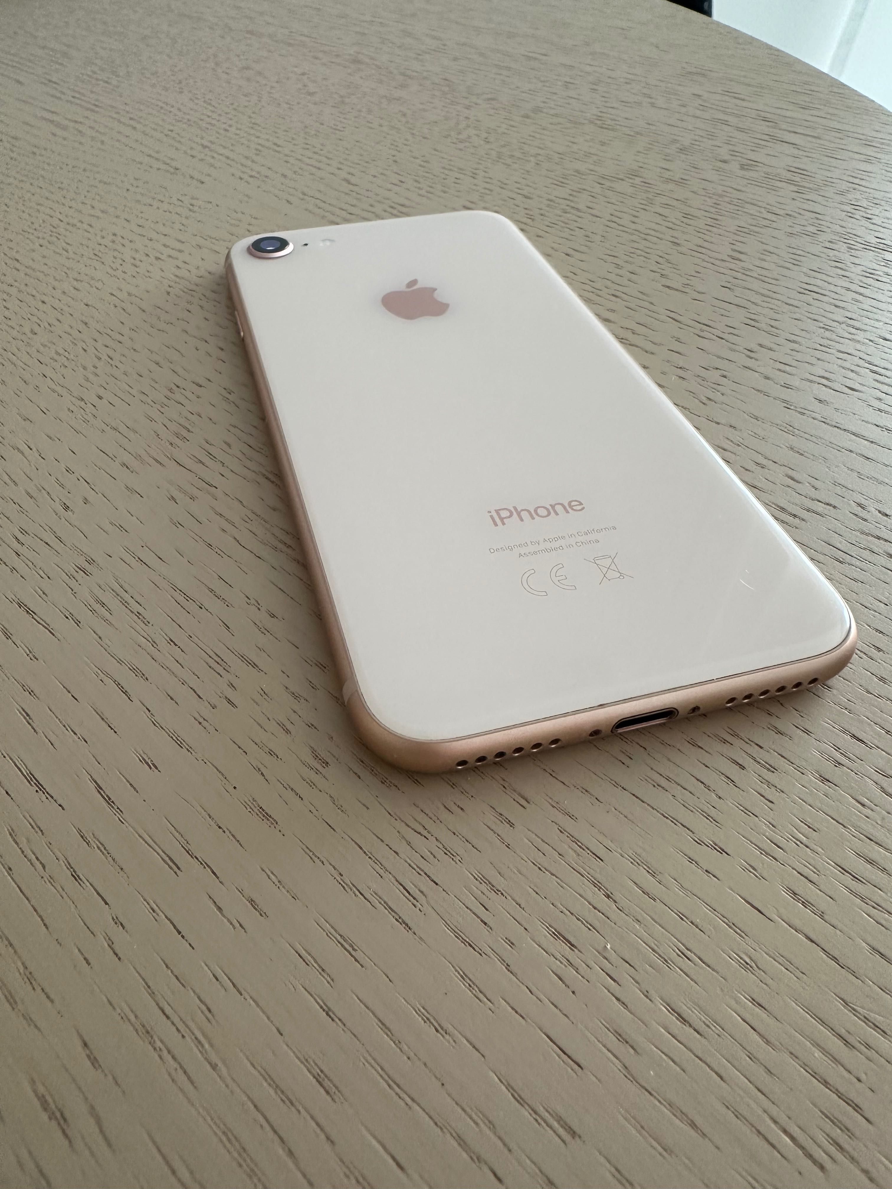 iPhone 8 gold 64gb