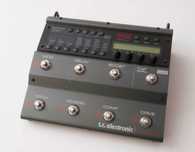 28 pedais, 3 Pedaleiras, 6 footswitches, Digitech, Boss, Zoom, etc