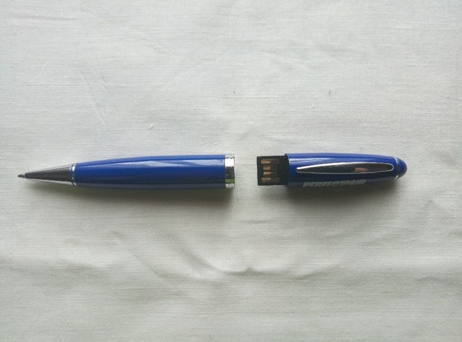 Новая флешка USB-ручка (4 Гб)