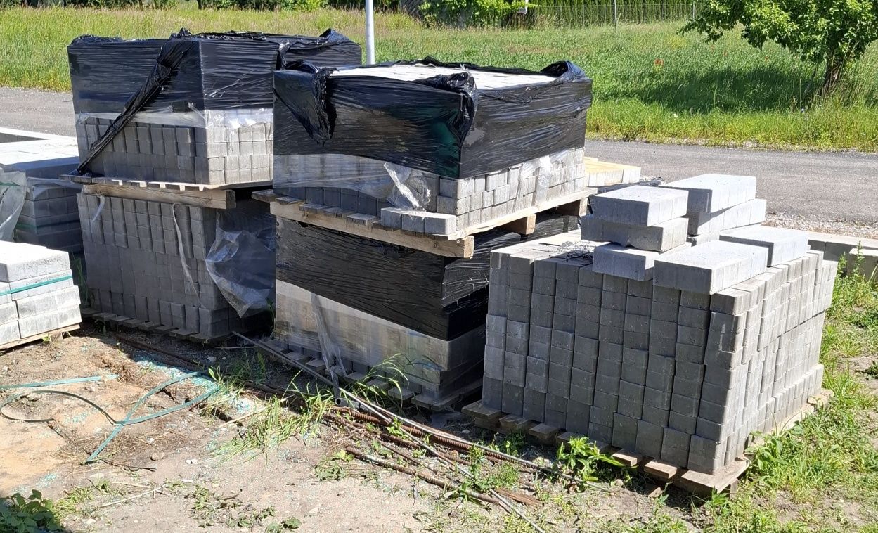 Kostka brukowa ok 50m2 5 palet