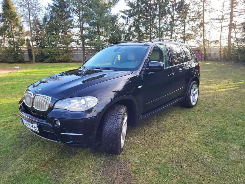 BMW X5 E70 3,0X drive40D Webasto Klima Skora Automat 4x4 Kamera 360° Alu 20"