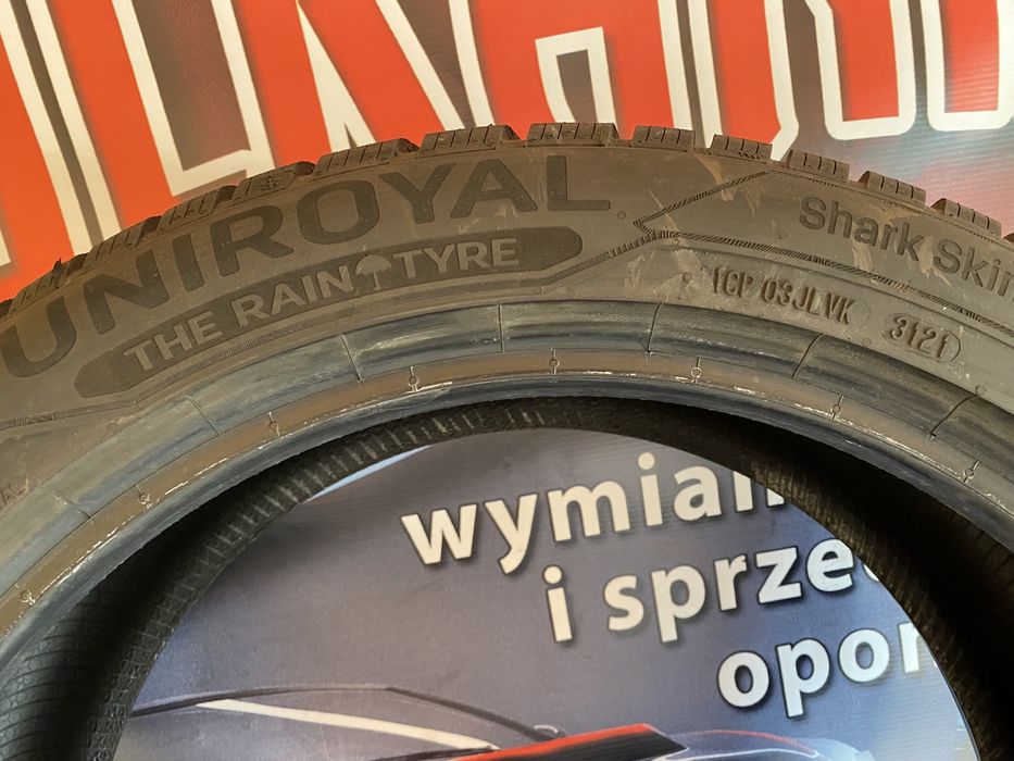 2x Opony zimowe Uniroyal WinterExpert 215/50R18 92V 2021rok JAK NOWE