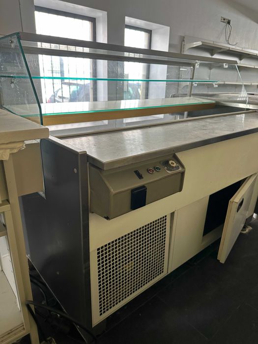 Vitrina Refrigerada de Pastelaria/Charcutaria - 85x150x120cm