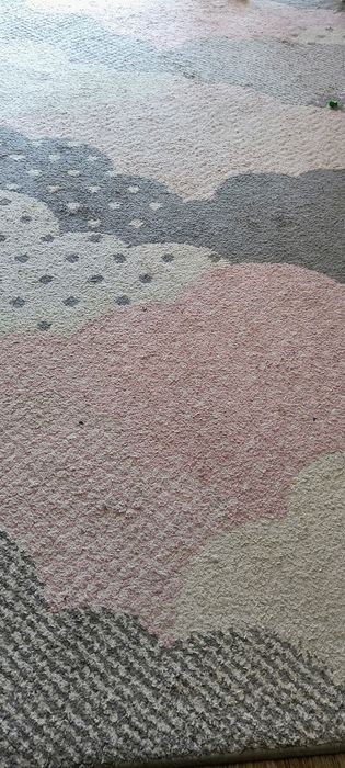 Dywan dla dziewczynki chmurki różowo+szare