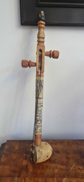 Rababa Ludowy Egipski drewniany instrument strunowy dekor rekwizyt