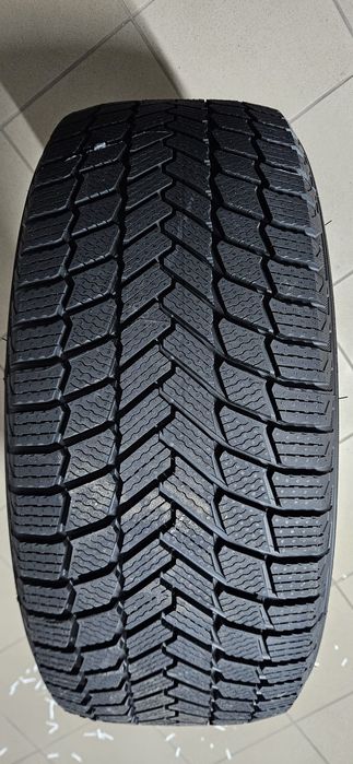 Opony zimowe 255/50 R20