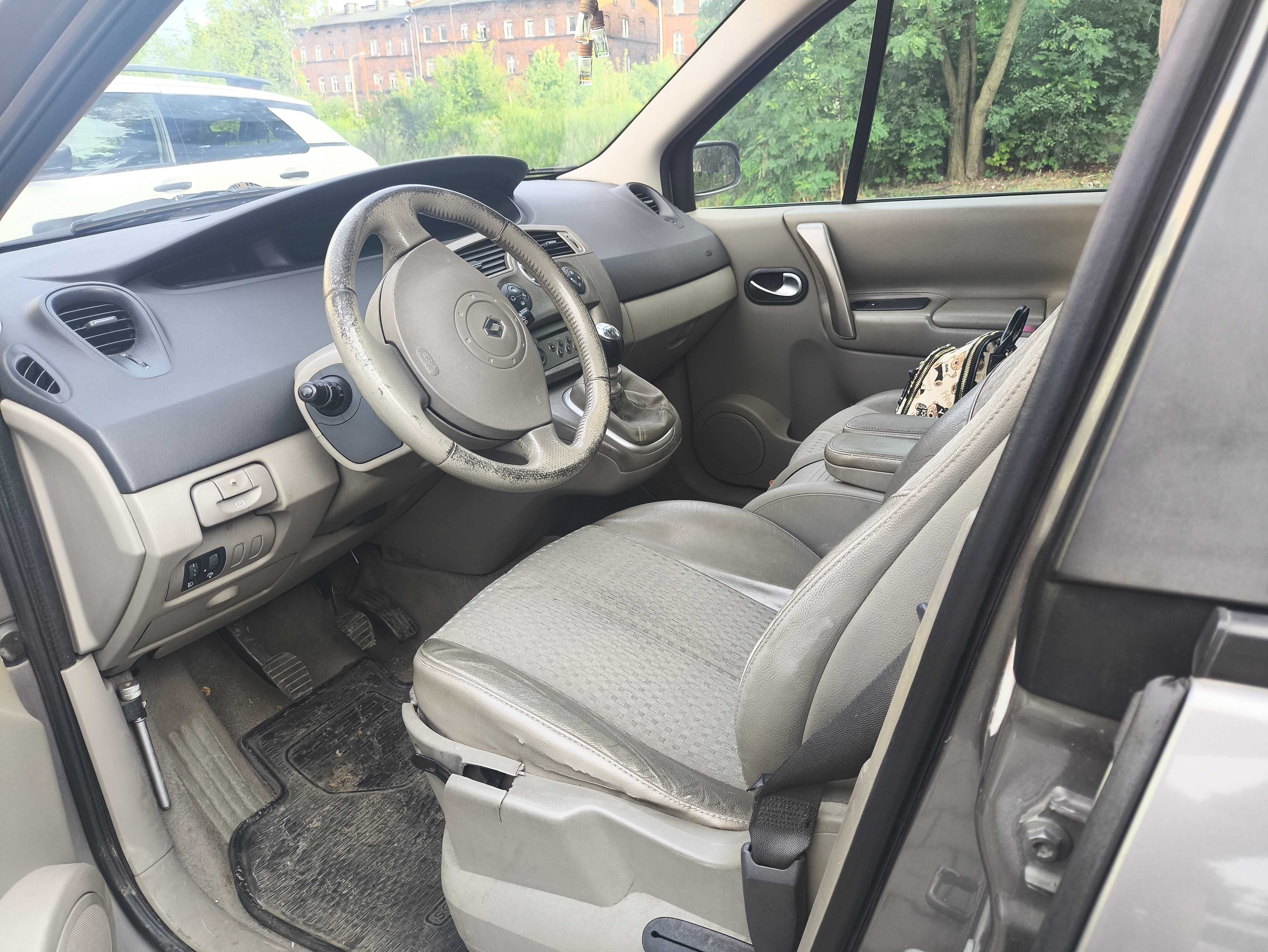 Renault Scenic 1.9 dCi Confort Privilege